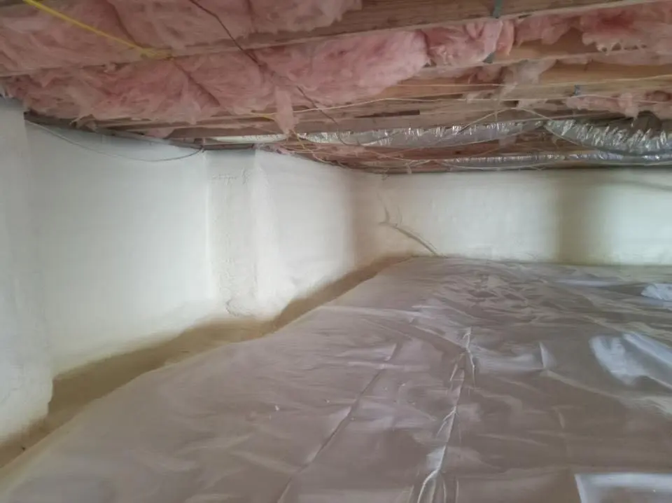 Crawl space encapsulation with closed-cell spray foam for Spray Foam Roofing in Mustang